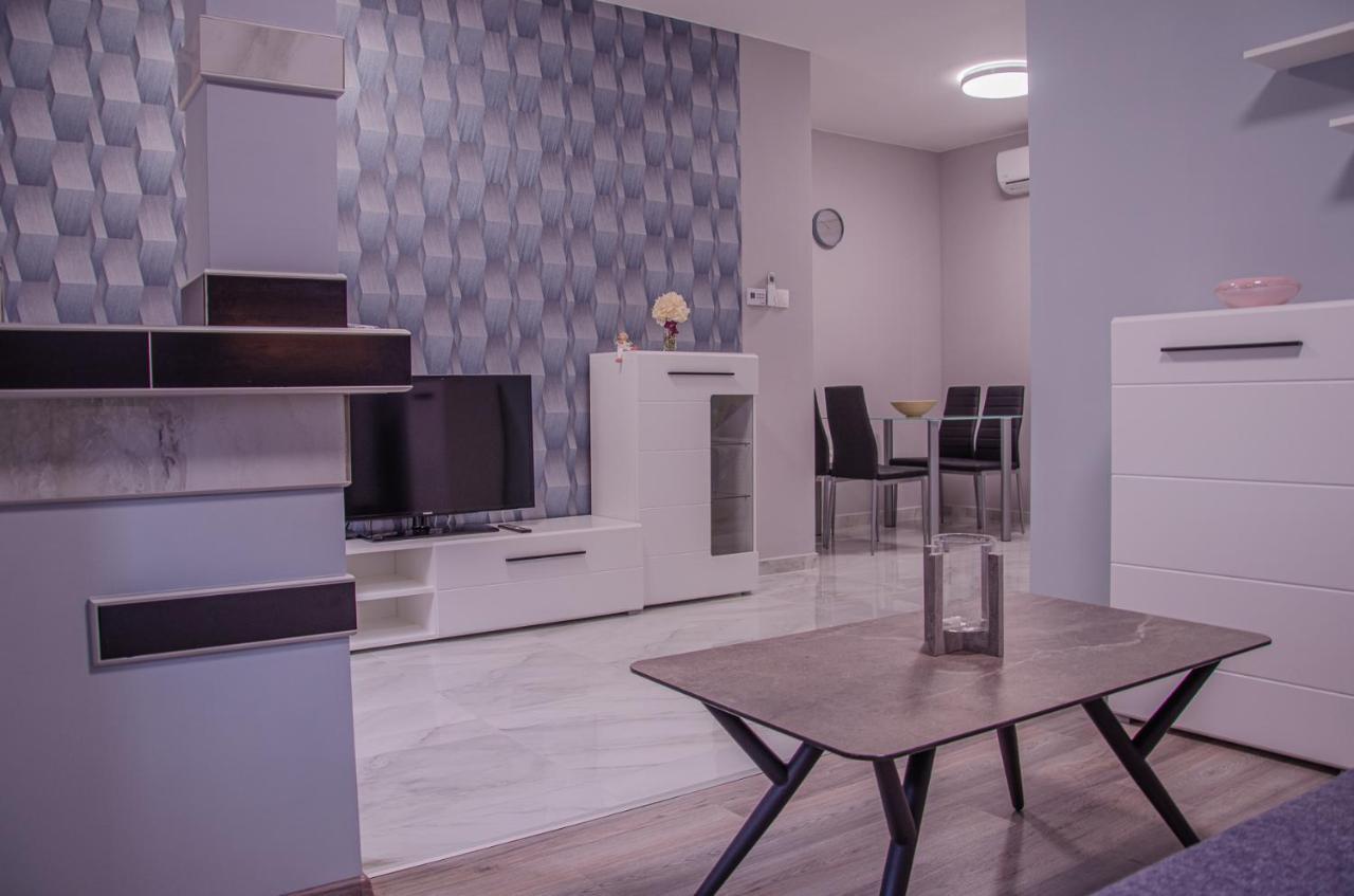 Oros House Apartmanház Orosháza Exteriér fotografie