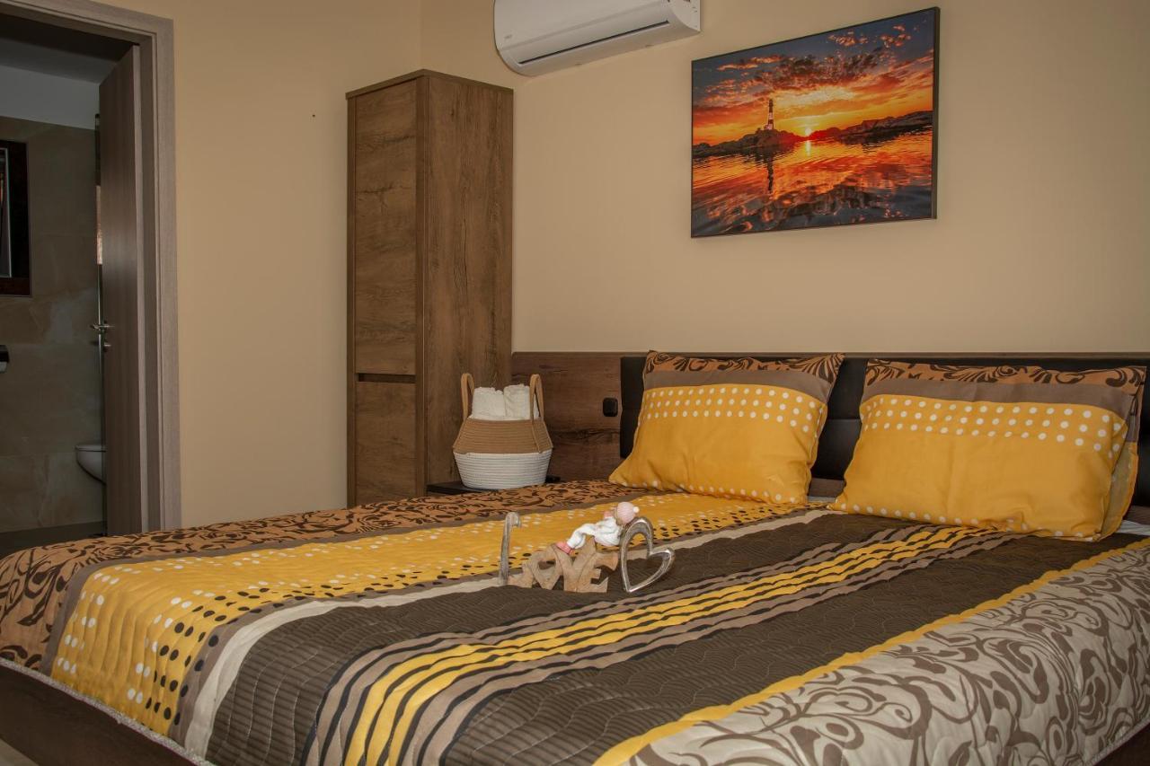 Oros House Apartmanház Orosháza Exteriér fotografie